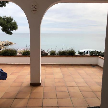 Acogedora Casa En Cap Negret, Ubicada A Primera Linea De La Playa. Алтеа Екстер'єр фото